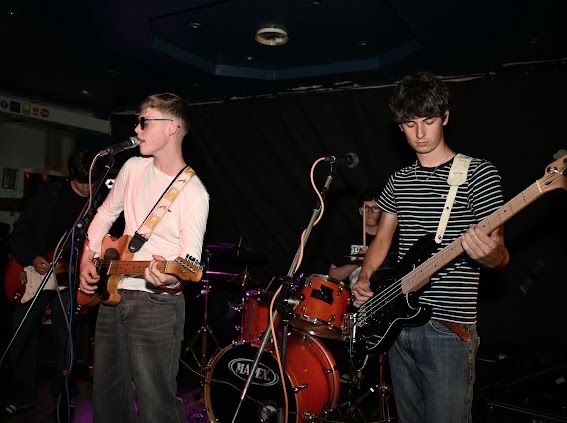 Max Thornhill and James Kelly mid-song at The Spinning Top